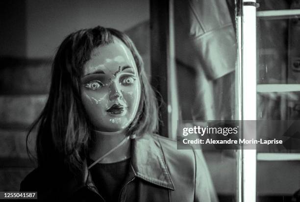 young woman mannequin with face painted in a wig and dressed in a leather jacket - la paz bolivia stock-fotos und bilder