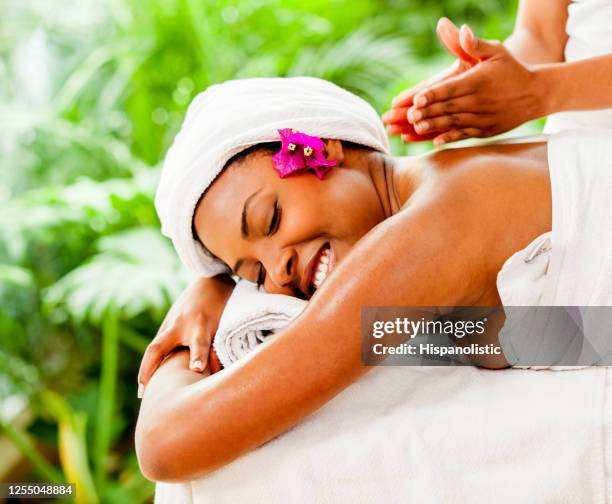 Girl Getting A Message African American Woman Massage Photos and Premium High Res Pictures ...