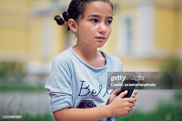 Phone Cry 1,708 Cry Phone Stock Photos, High-Res Pictures, and Images - Getty Images
