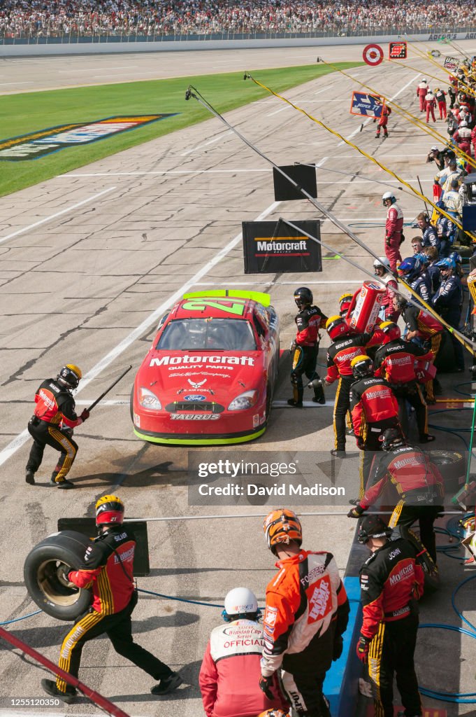 Ricky Rudd 21 Ricky Rudd makes a pit stop during the EA Sports 500 NASCAR Winston ...