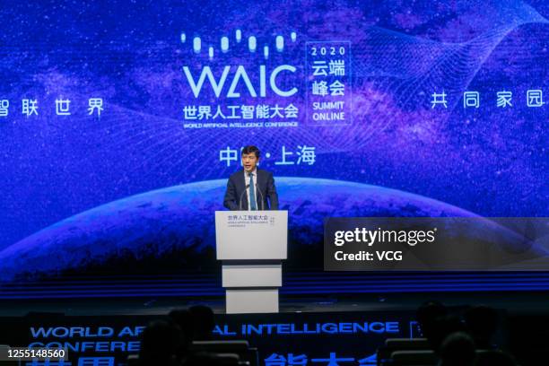Robin Li Signare Ai Li Photos and Premium High Res Pictures - Getty Images