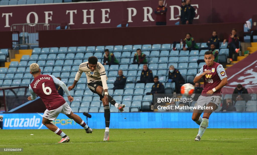Aston Villa v Manchester United - Premier League
