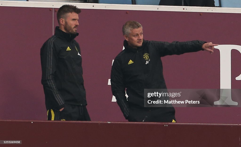 Aston Villa v Manchester United - Premier League