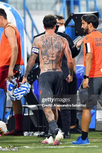 Rodrigo De Paul of Udinese Calcio shows his Tiger tattoo after the Serie A match between SPAL and Udinese Calcio at Stadio Paolo Mazza on July 09,...