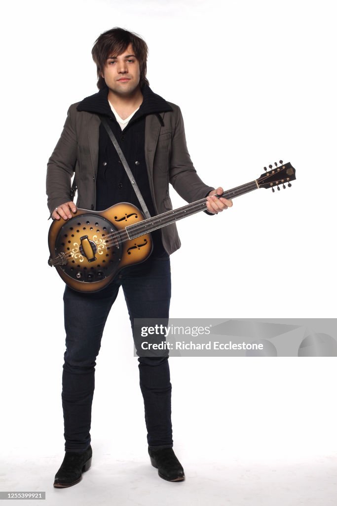 Neil Perry , The Band Perry, music group, United Kingdom, 2013. News