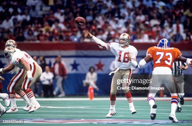 Quarterback Joe Montana of the San Francisco 49ers throws a pass during Super Bowl XXIV against the Denver Broncos on January 28, 1990 at the...