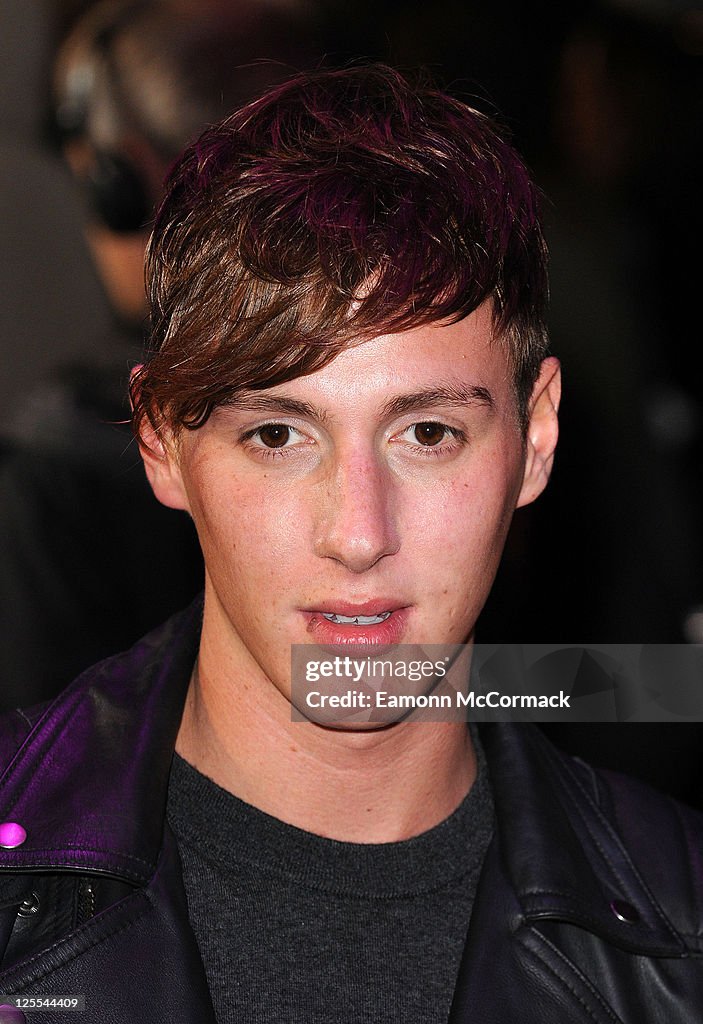 "Due Date" European Premiere - Outside Arrivals