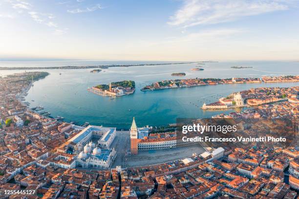 st mark's cathedral, venice, italy. - basilica di san marco stock-fotos und bilder