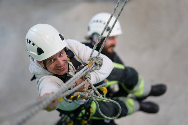 Aid Rescue Rope Access Rope Access Photos and Premium High Res Pictures - Getty Images