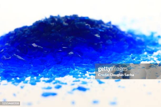 pure blue crystal meth (methamphetamine) - methamphetamine stock pictures, royalty-free photos & images