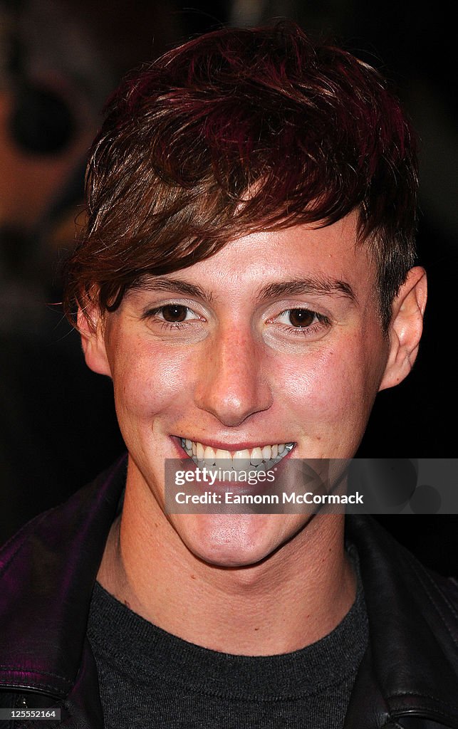 "Due Date" European Premiere - Outside Arrivals