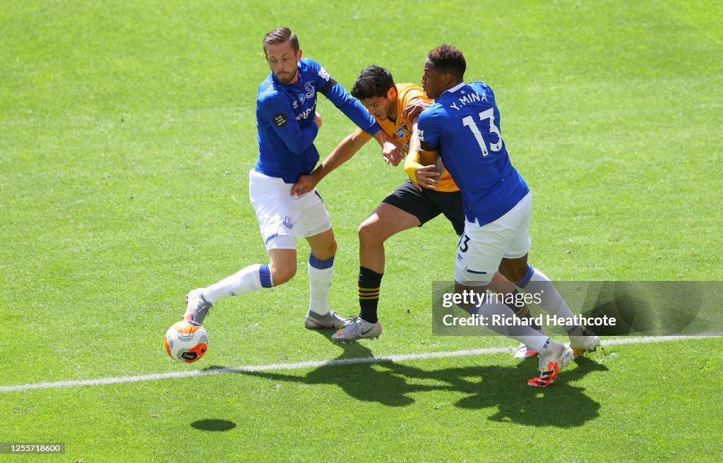 Wolverhampton Wanderers v Everton FC - Premier League