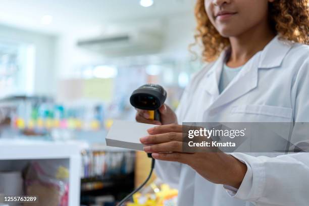 Medication Scanner Medication Barcode Scan Photos and Premium High Res Pictures - Getty Images