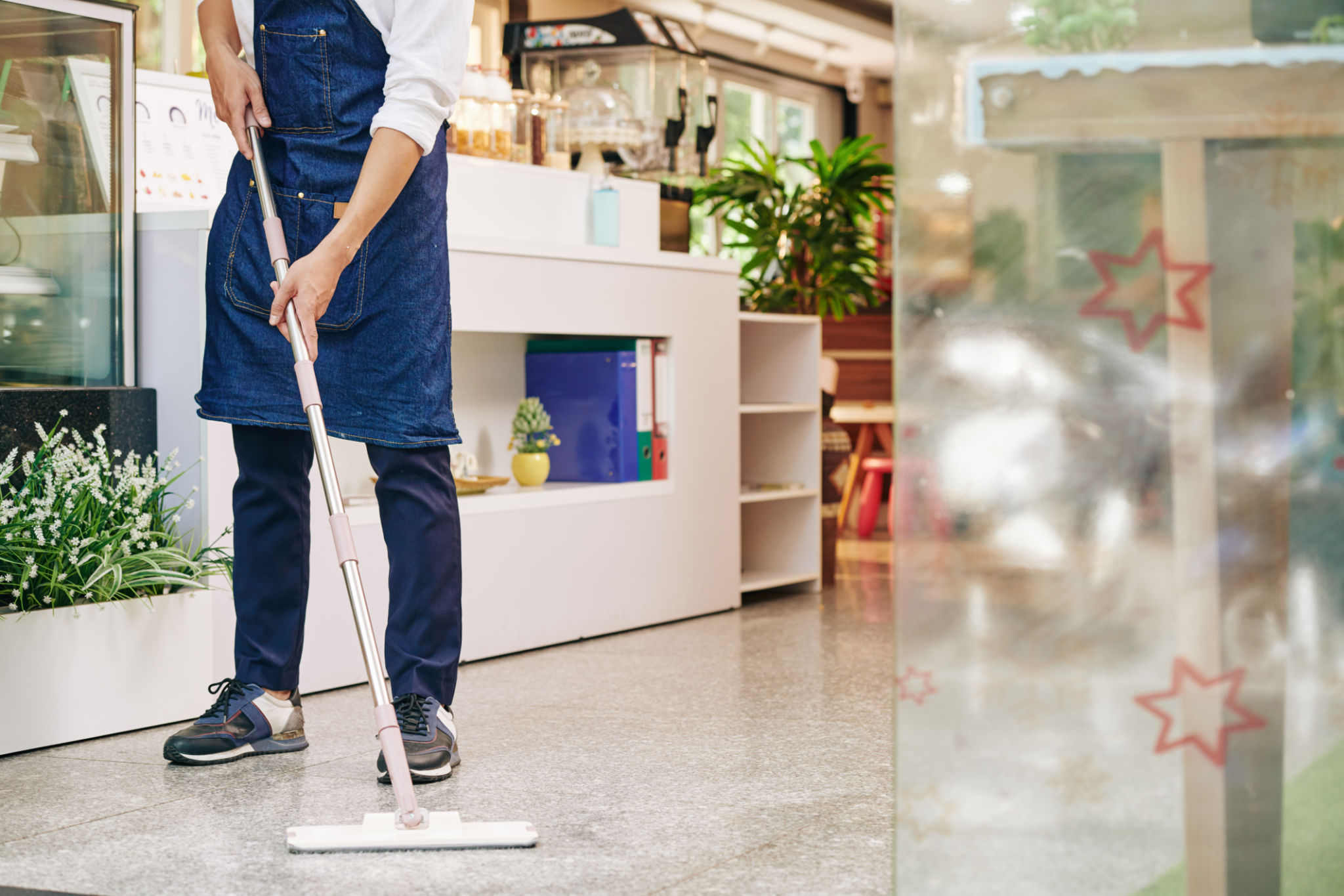 storefront cleaning