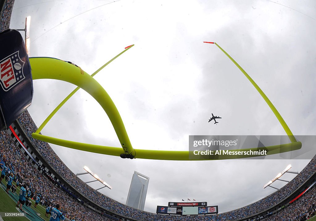 Green Bay Packers v Carolina Panthers