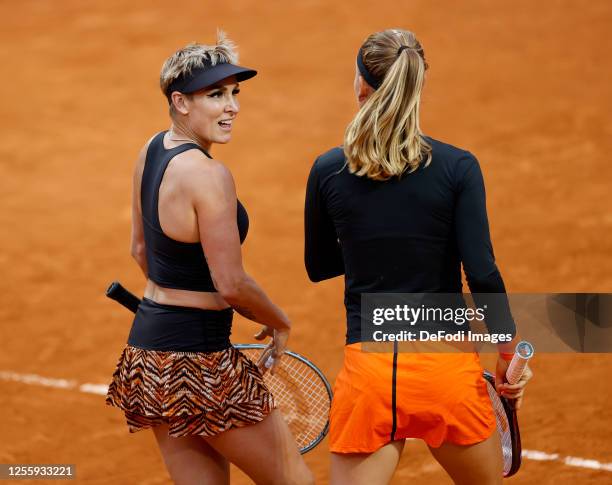 Bethanie Mattek-Sands of USA talks to Marie Bouzkova of Czech Republic during the match between Hunter - Mertens vs Bouzkova - Mattek Sands of the...