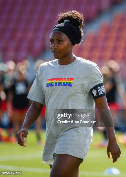 Jamia Fields of Houston Dash warms up before a game against the Washington Spirit during day 7 of the NWSL Challenge Cup at Zions Bank Stadium on...
