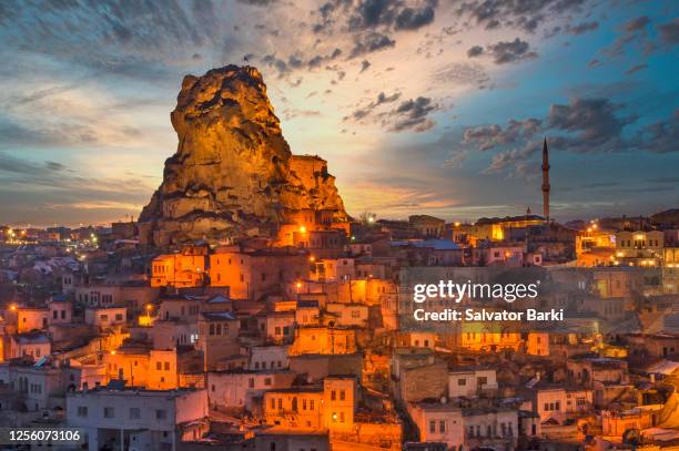 ortahisar, cappadocia - capadócia imagens e fotografias de stock