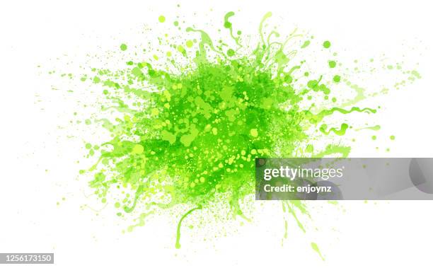 grüne farbe spritzer - lime stock-grafiken, -clipart, -cartoons und -symbole
