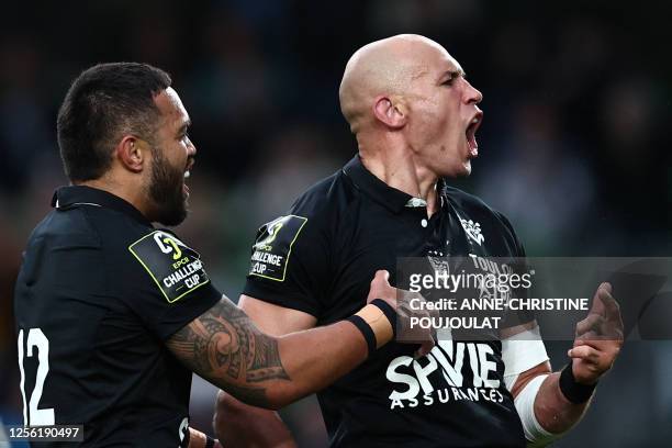 Toulon's Italian number eight Sergio Parisse celebrates after scoring a try during the European Challenge Cup rugby union final match between Glasgow...