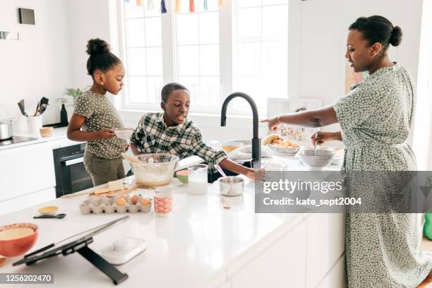 developing new skills in lockdown - educational moment about meal preparation - school breakfast stock pictures, royalty-free photos & images