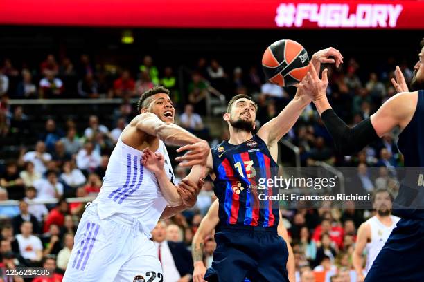 Tomas Satoransky, #13 of FC Barcelona competes with Walter Tavares, #22 of Real Madrid during Turkish Airlines EuroLeague Final Four Kaunas 2023 Semi...