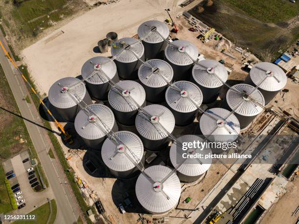 May 2023, Lower Saxony, Friesoythe: View of a huge biogas plant under construction . One of Europe's largest biogas plants is currently being built...