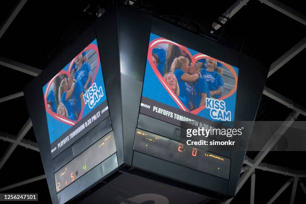 basketball scoreboards - basketball scoring stock pictures, royalty-free photos & images