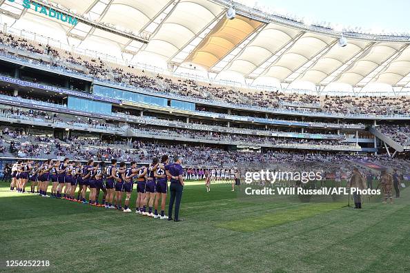 Welcomesign Afl The teams observe the Welcome to Country during the 2023 AFL Round 10 ...