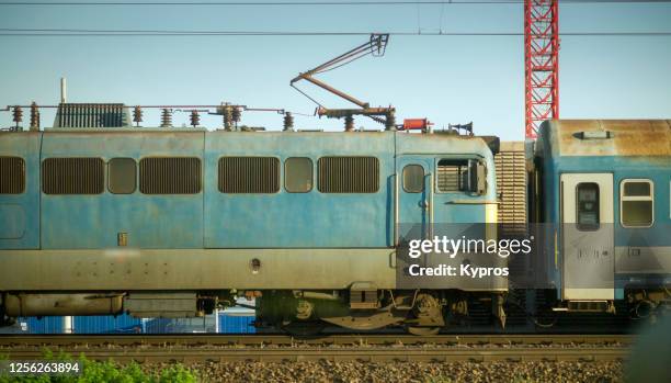 budapest, hungary - passenger train - traditionally hungarian foto e immagini stock