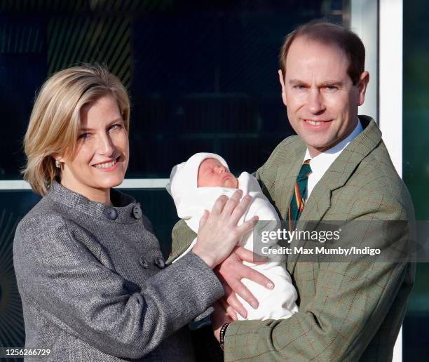 Sophie, Countess of Wessex and Prince Edward, Earl of Wessex leave Frimley Park Hospital with their newborn baby son James, Viscount Severn on...