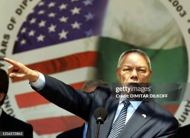 Secretary of State Colin Powell speaks at Sofia's Battenberg Square, 15 May 2003. Powell said in Bulgarian capital that, Israeli and Palestinian...