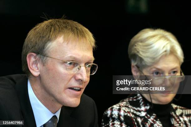 Commissioner for Science and Research Slovenian Janez Potocnik and Dutch minister for Education, Culture and Science Maria Van der Hoeven are...
