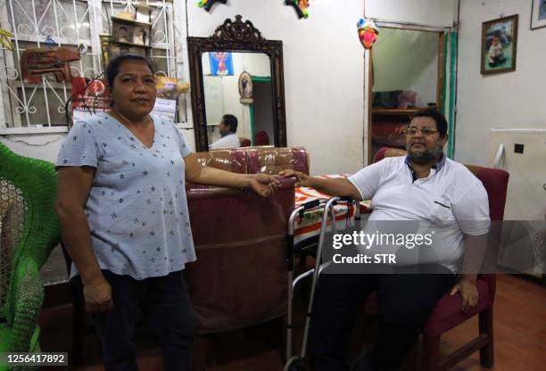 138 Small Card Reader Stock Photos, High-Res Pictures, and Images ...