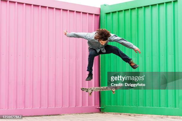 he got skills - skating stock pictures, royalty-free photos & images
