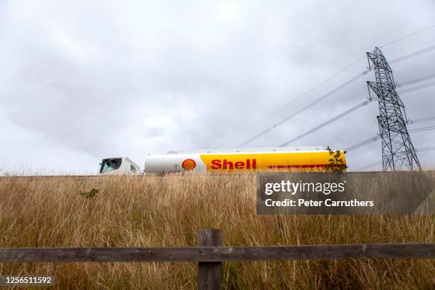 507 Shell Oil Tanker Stock Photos, High-Res Pictures, and Images ...