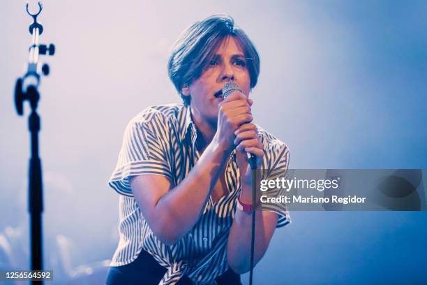 Isabel Cea of Triangulo de Amor Bizarro performs on stage at La Riviera as part of the Live Nation's Crew Nation charity concert series on July 16,...