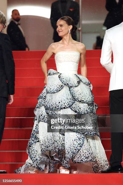 Natalie Portman during the "May December" red carpet during the 76th annual Cannes film festival at Palais des Festivals on May 20, 2023 in Cannes,...