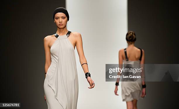 Models walk the runway during the Amanda Wakeley fashion show at London Fashion Week Spring/Summer 2012 at Somerset House on September 20, 2011 in...