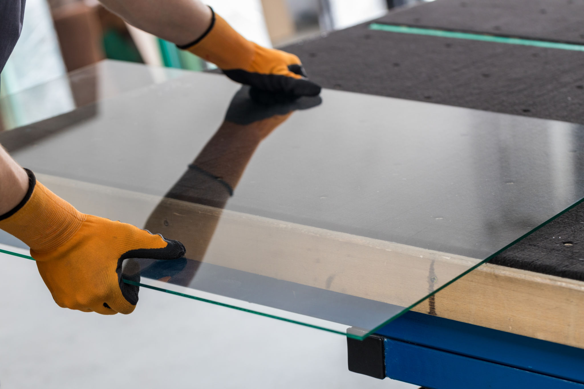 glazier working
