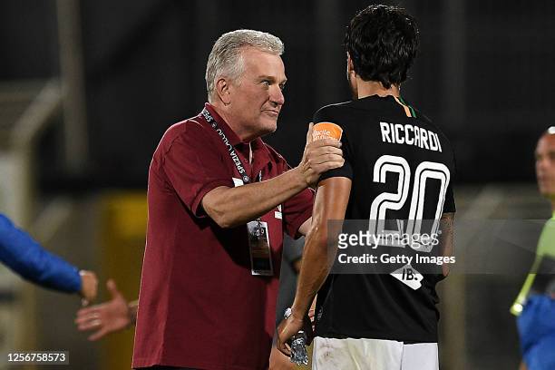 Venezia FC's new President, Duncan Niederauer, celebrates with players at the end of the Serie B match between ASC Spezia and Venezia FC at Stadio...
