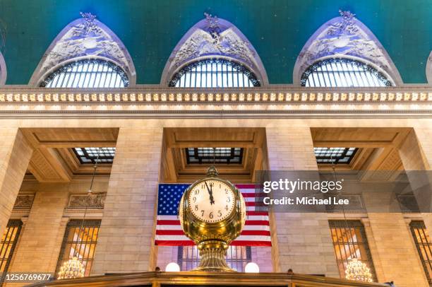 grand central terminal - new york - grand central tours stock pictures, royalty-free photos & images