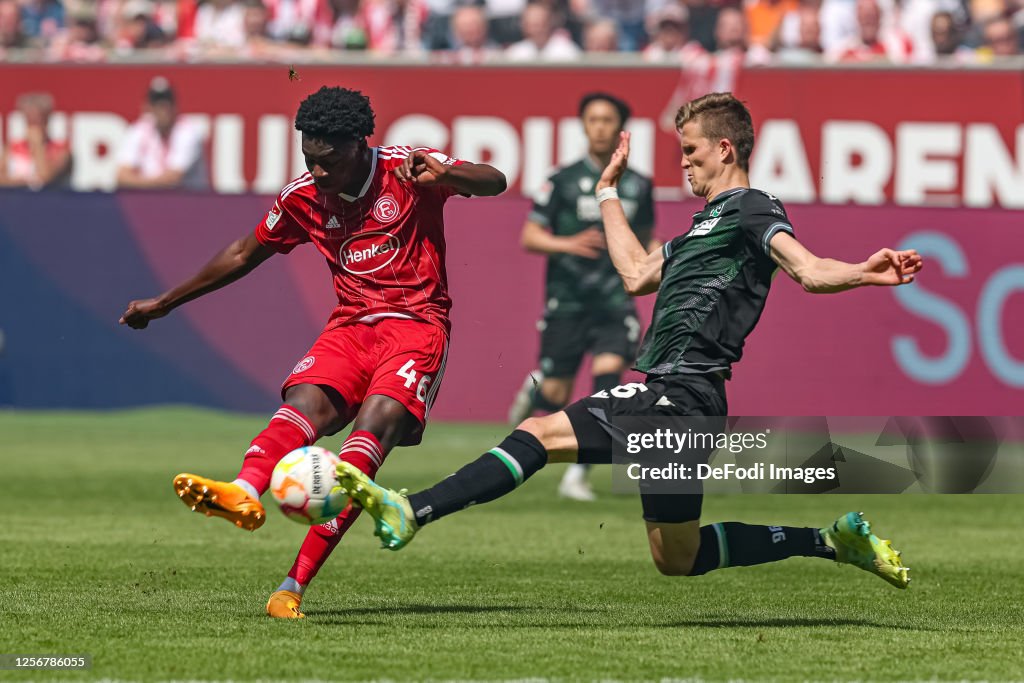 Fortuna Rapperswil Elione Fernandes Neto of Fortuna Duesseldorf and Fabian Kunze of ...