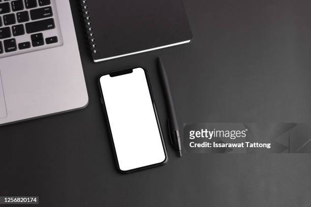 Laptop Mockup Dark Background Photos and Premium High Res Pictures ...