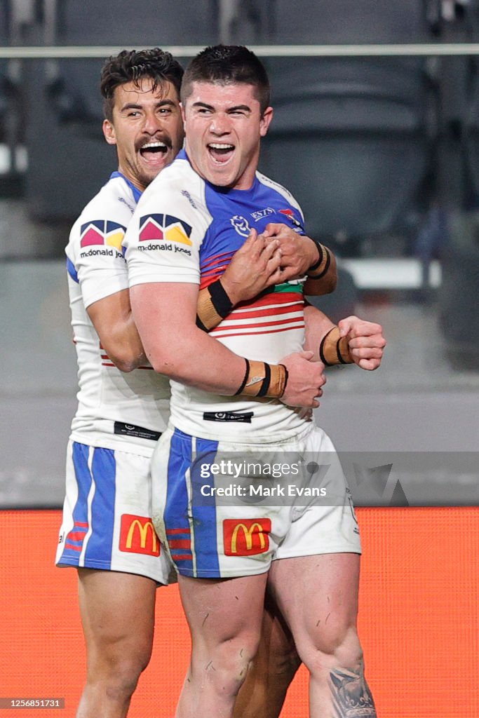 NRL Rd 10 - Rabbitohs v Knights