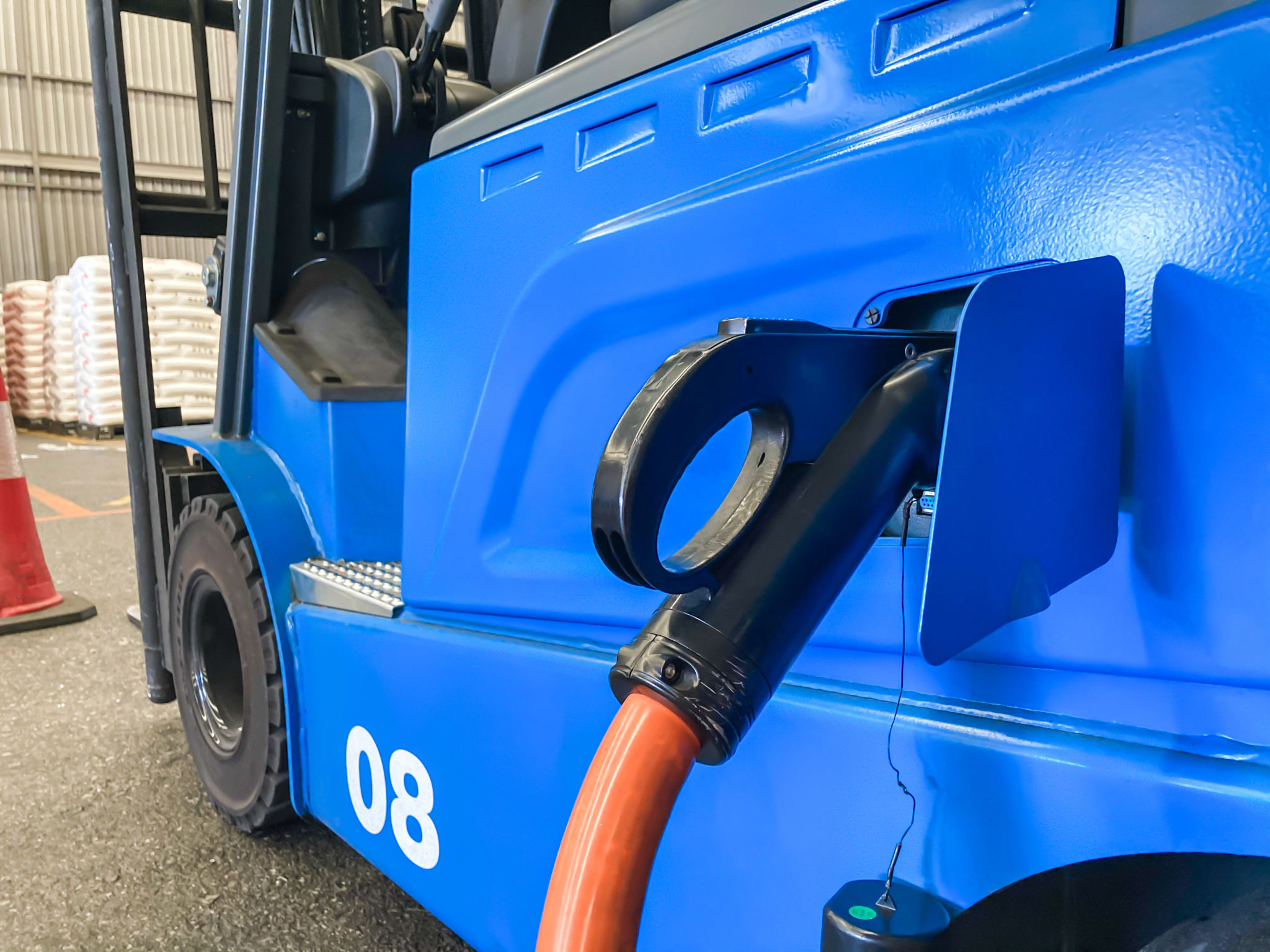 forklift charging