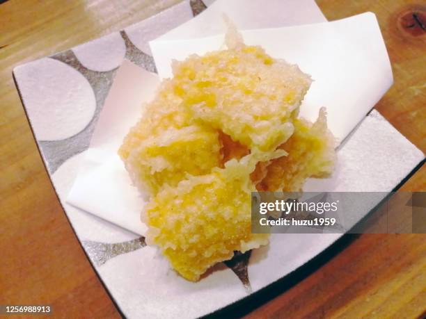 corn tempura, japanese traditional food - 天ぷら ストックフォトと画像