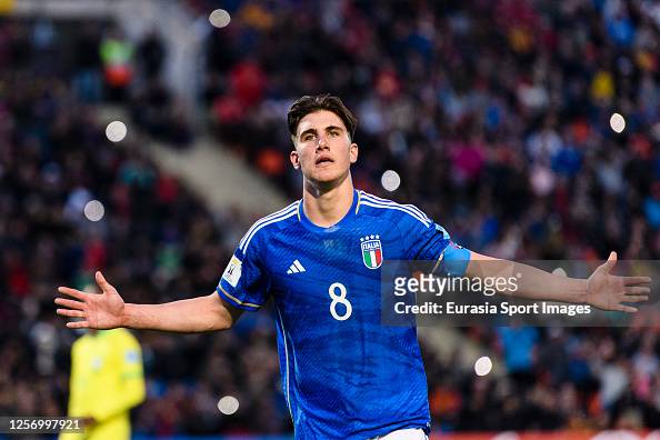 Cesare Casadei of Italy celebrates after scoring by free kick during ...