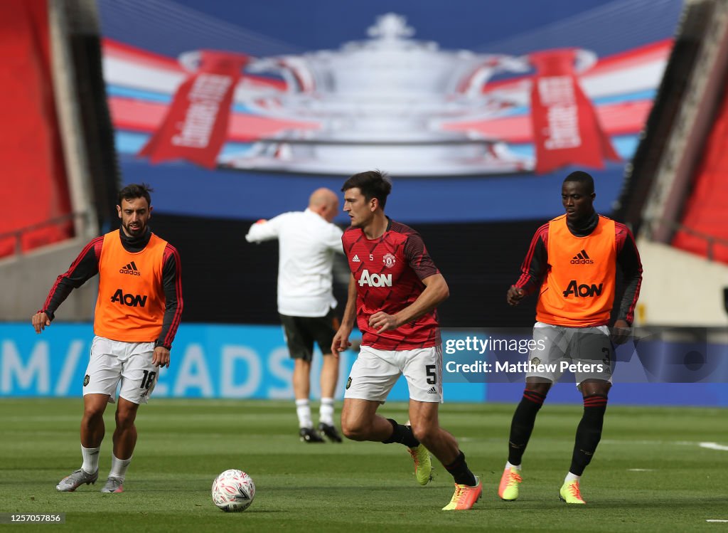 Manchester United v Chelsea - FA Cup: Semi Final