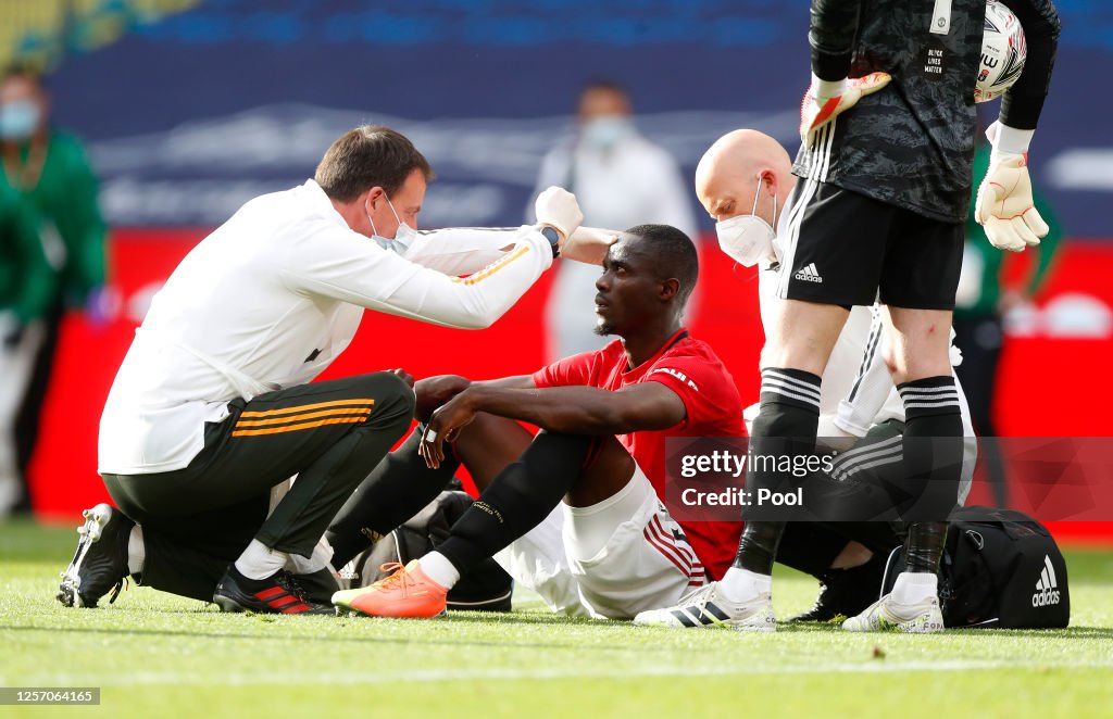 Manchester United v Chelsea - FA Cup: Semi Final